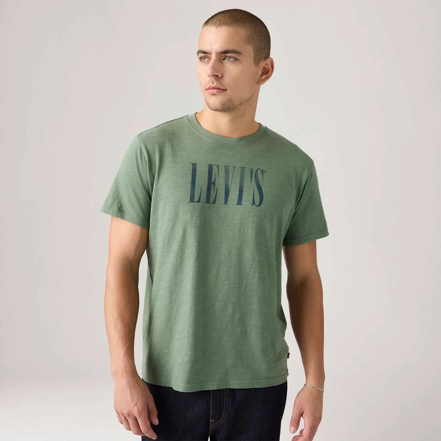 Camiseta Levi's® Relaxed Verde Manga Curta — imagem 1