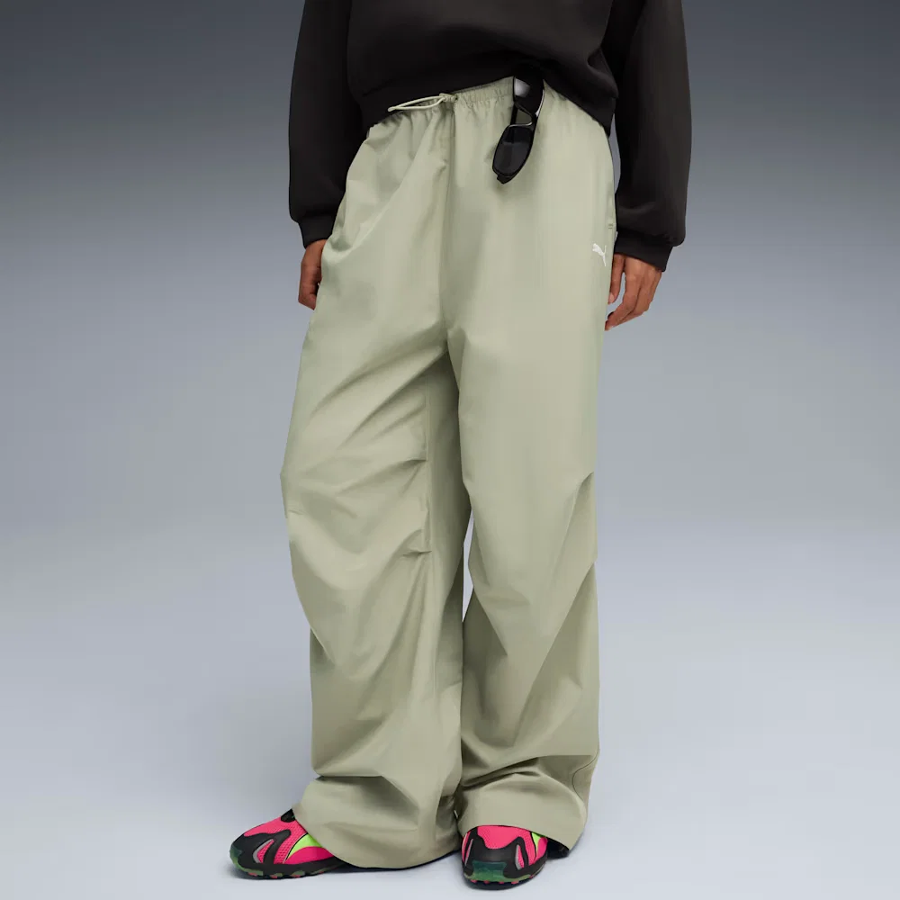 Calça Parachute Wardrobe Essentials Woven Feminina — imagem 1