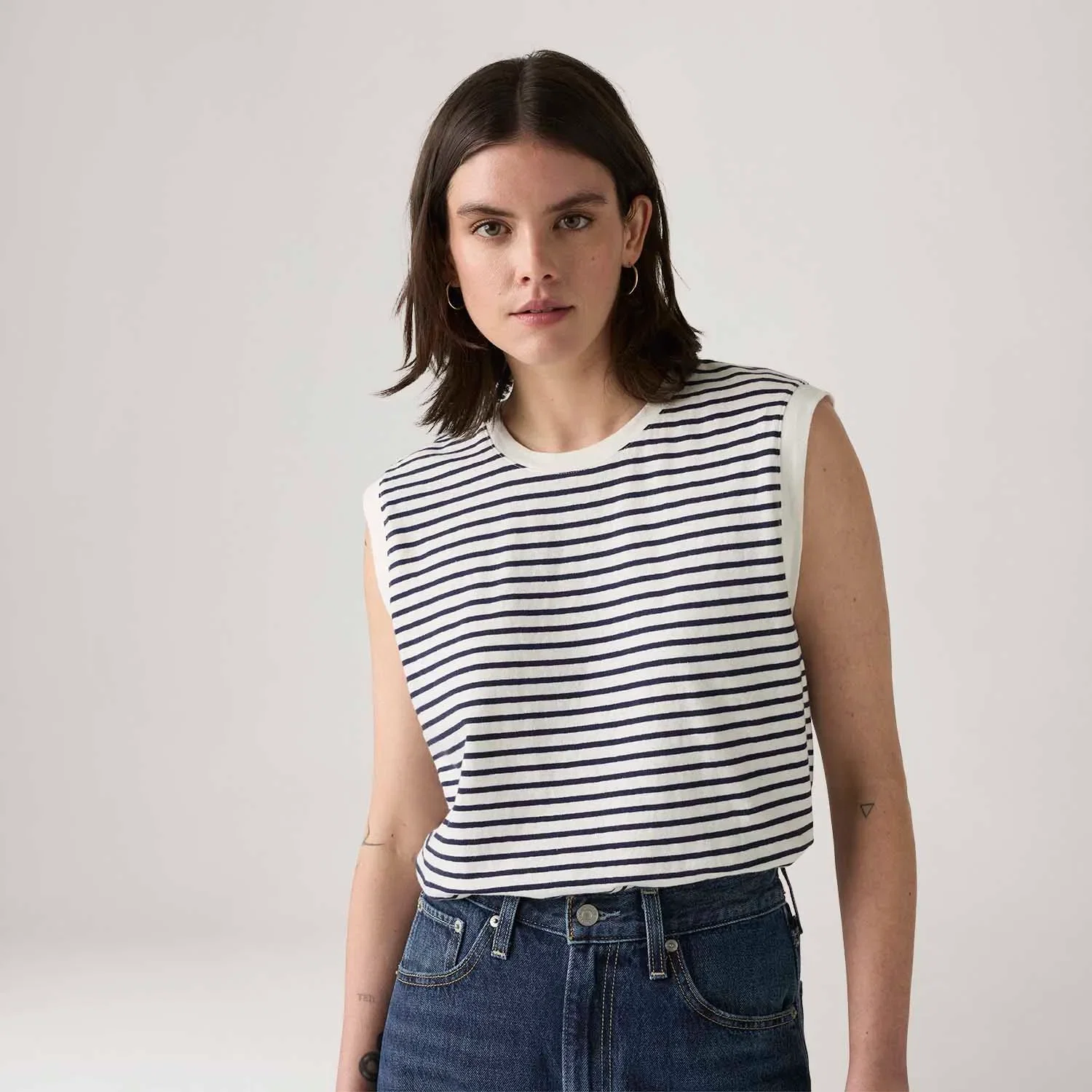 Blusa Levi's® Boxy Tank Listrada Muscle — imagem 1