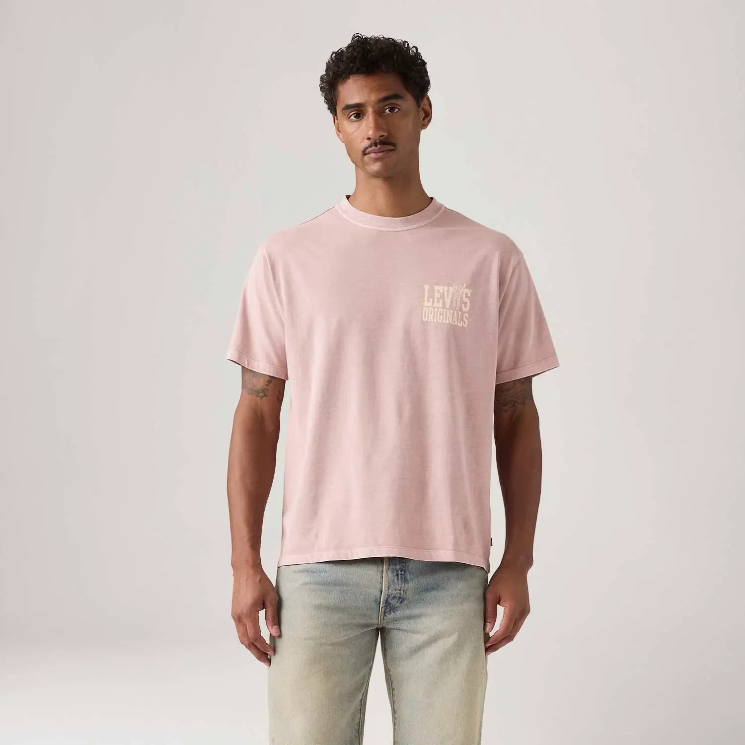 Camiseta Levi's® Graphic Essential Sporty Rosa Manga Curta — imagem 1
