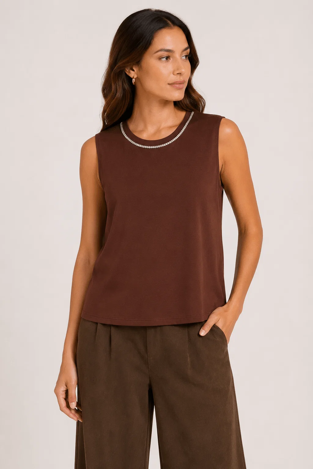 Blusa Sem Manga Detalhe Gola - Cafe — imagem 1