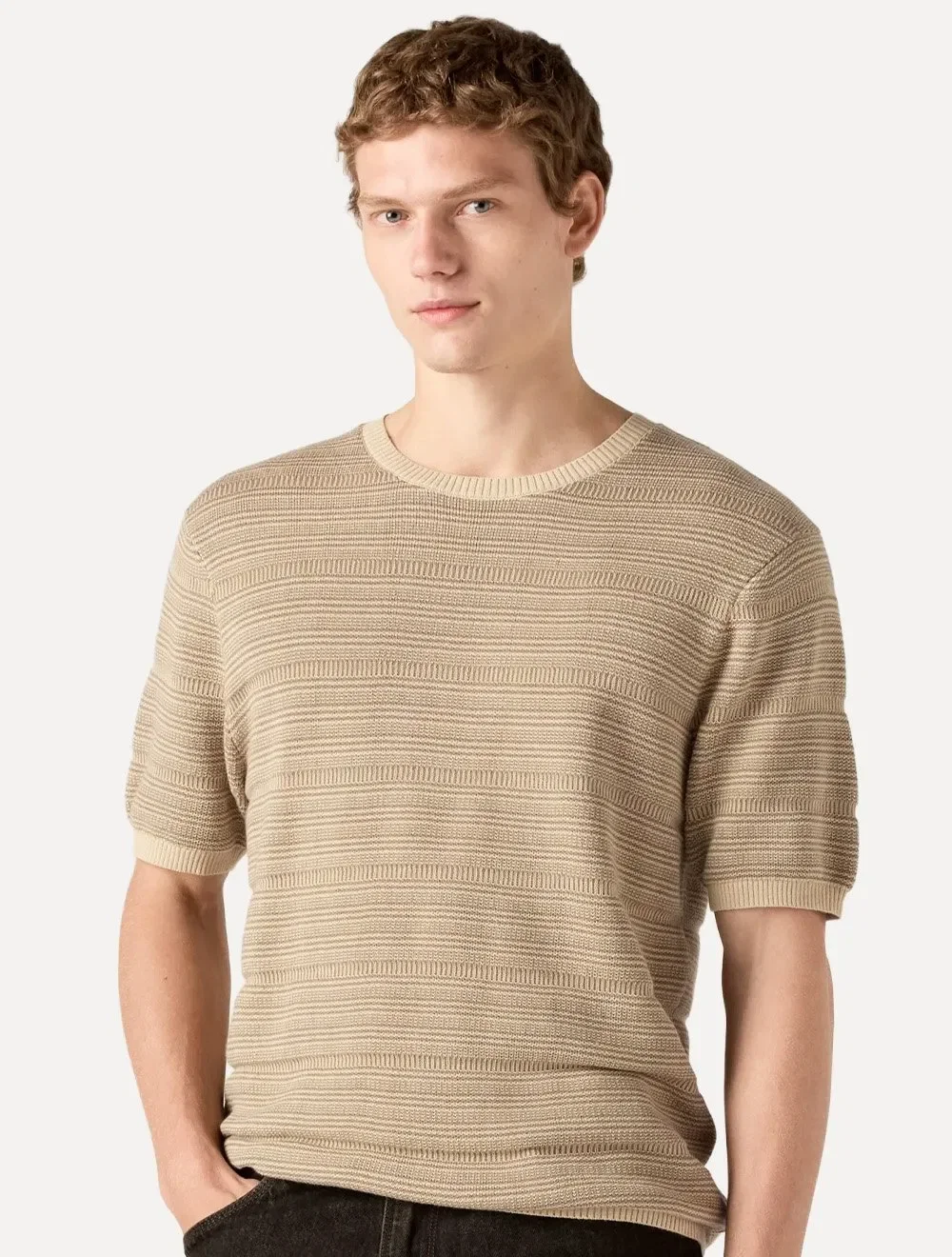 Camiseta Levis Masculina Ani Sweater Cáqui — imagem 1