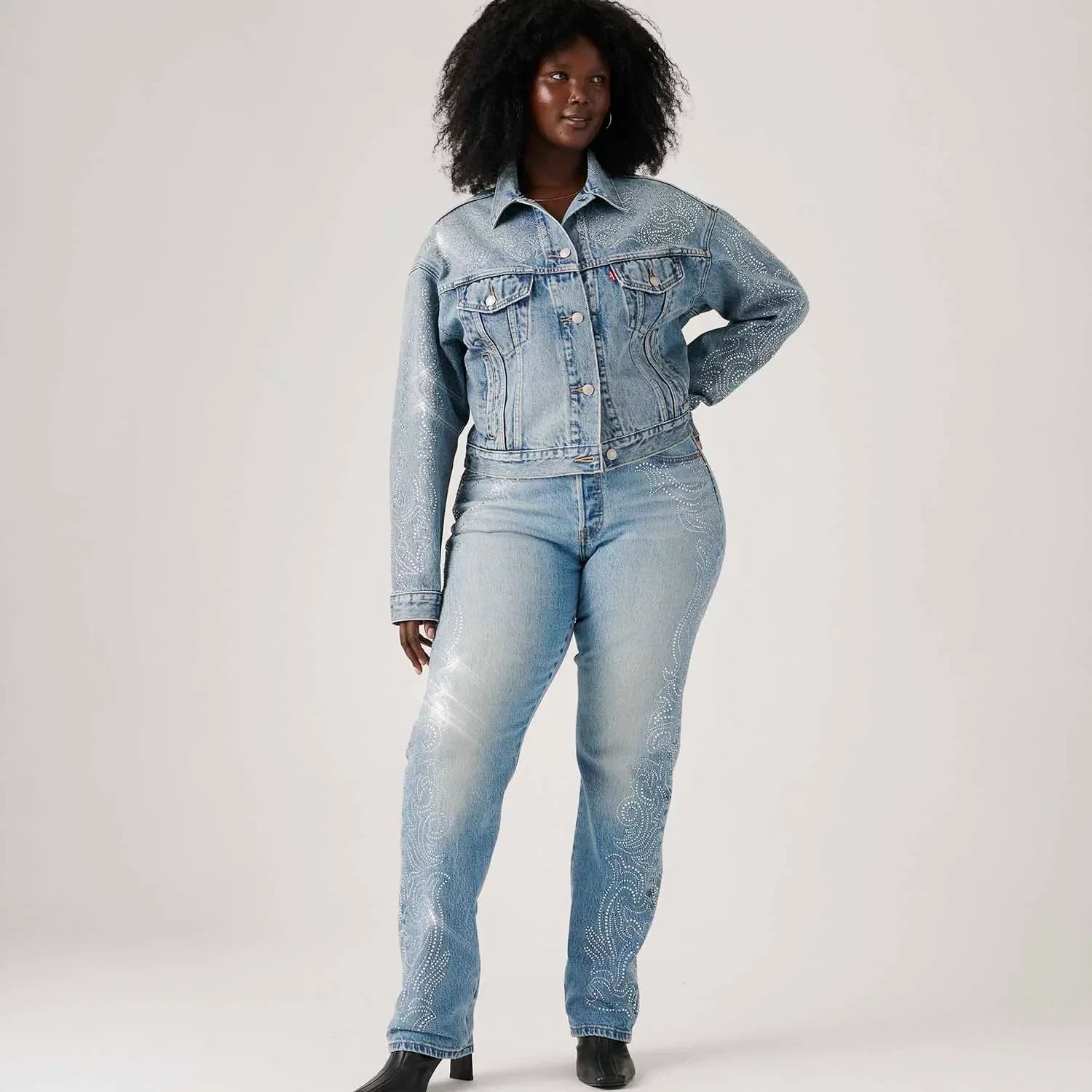 Calça Jeans Levi's® 501® Curve Lavagem Clara — imagem 1