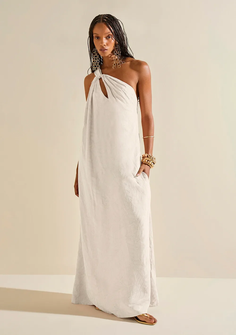 Vestido Morena Rosa Solto Um Ombro Só Com Alça Midi Off White