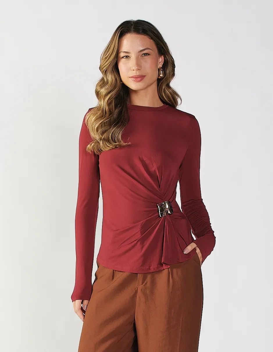 Blusa Manga Longa Detalhe Metal Decote - Vinho — imagem 1