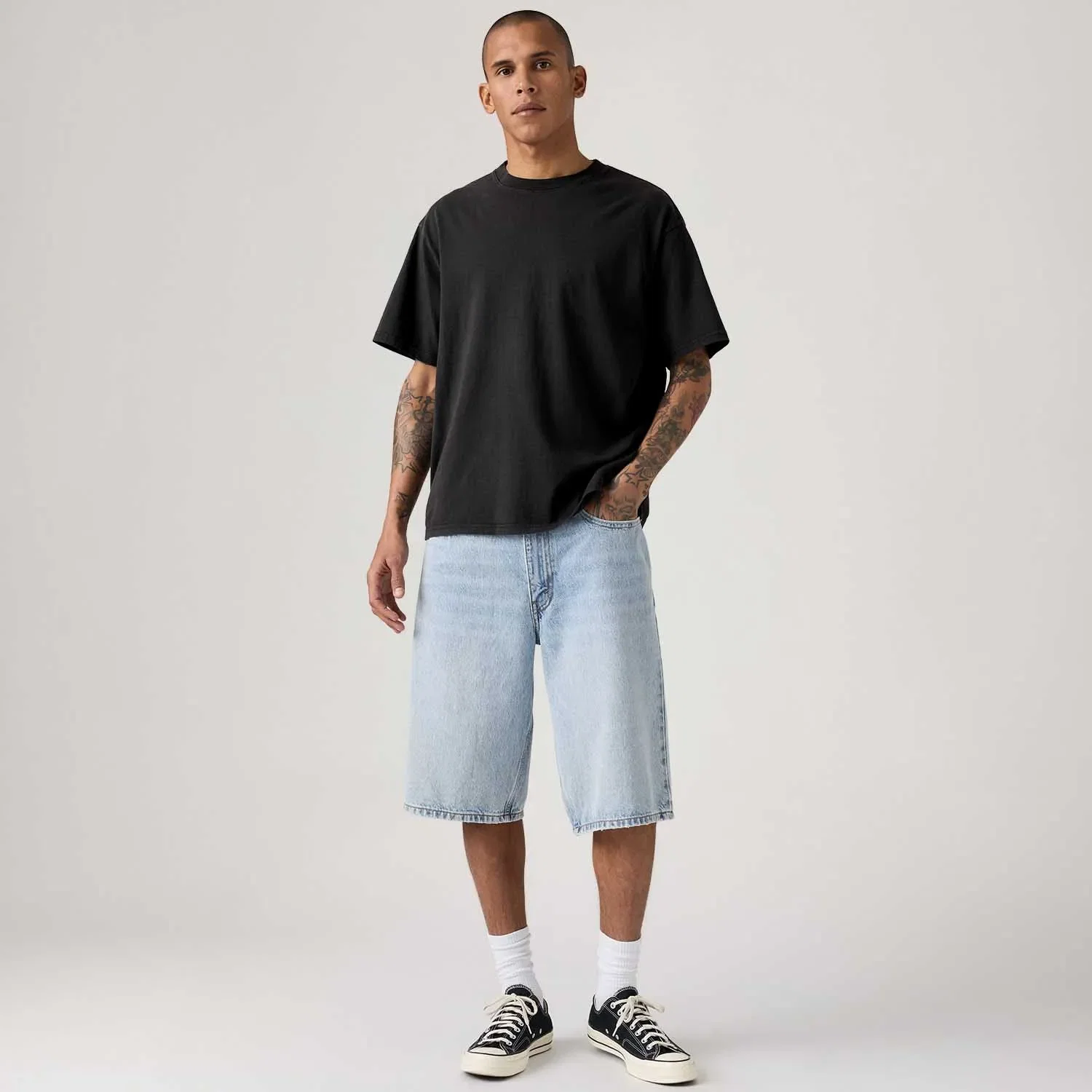 Bermuda Jeans Levi's® 470® Baggy Lavagem Clara