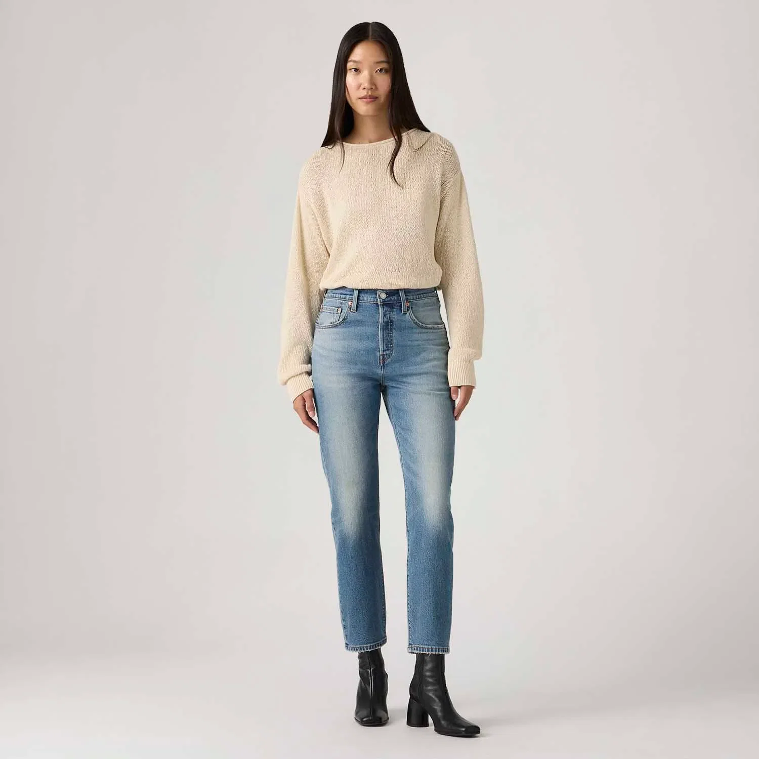 Calça Jeans Levi's® 501® Crop Lightweight Lavagem Clara — imagem 1