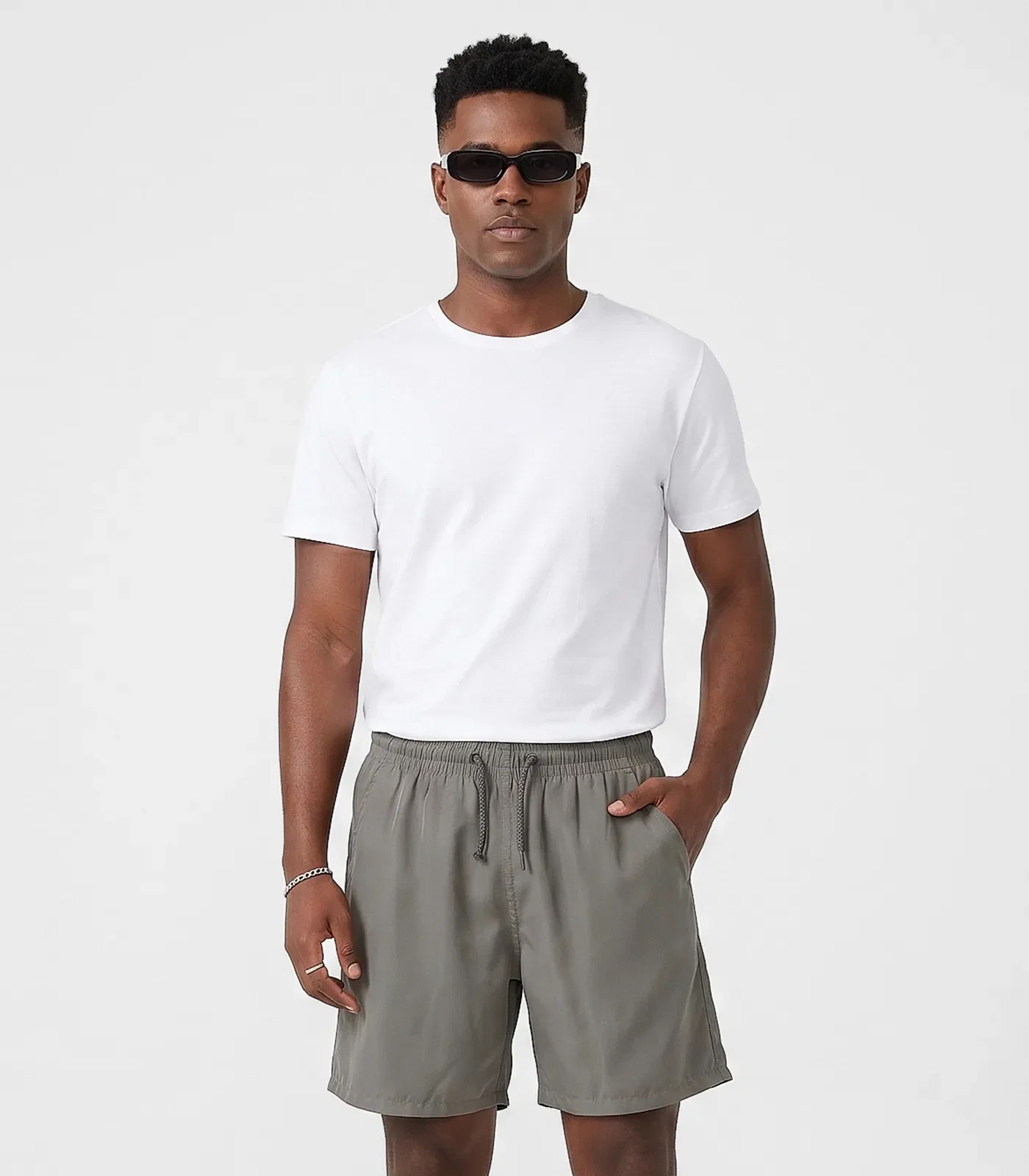 Bermuda Masculina Em Suede Com Bolsos Filt Surf Cinza — imagem 1