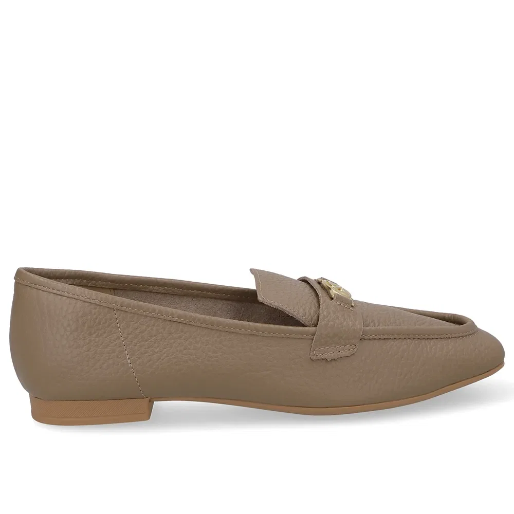 Loafer Couro Marrom Enfeite Monograma — imagem 1