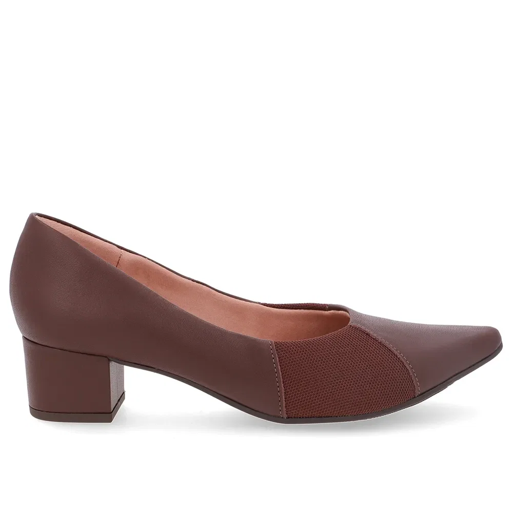 Scarpin Couro Marrom Bico Fino Lateral Tecido — imagem 1