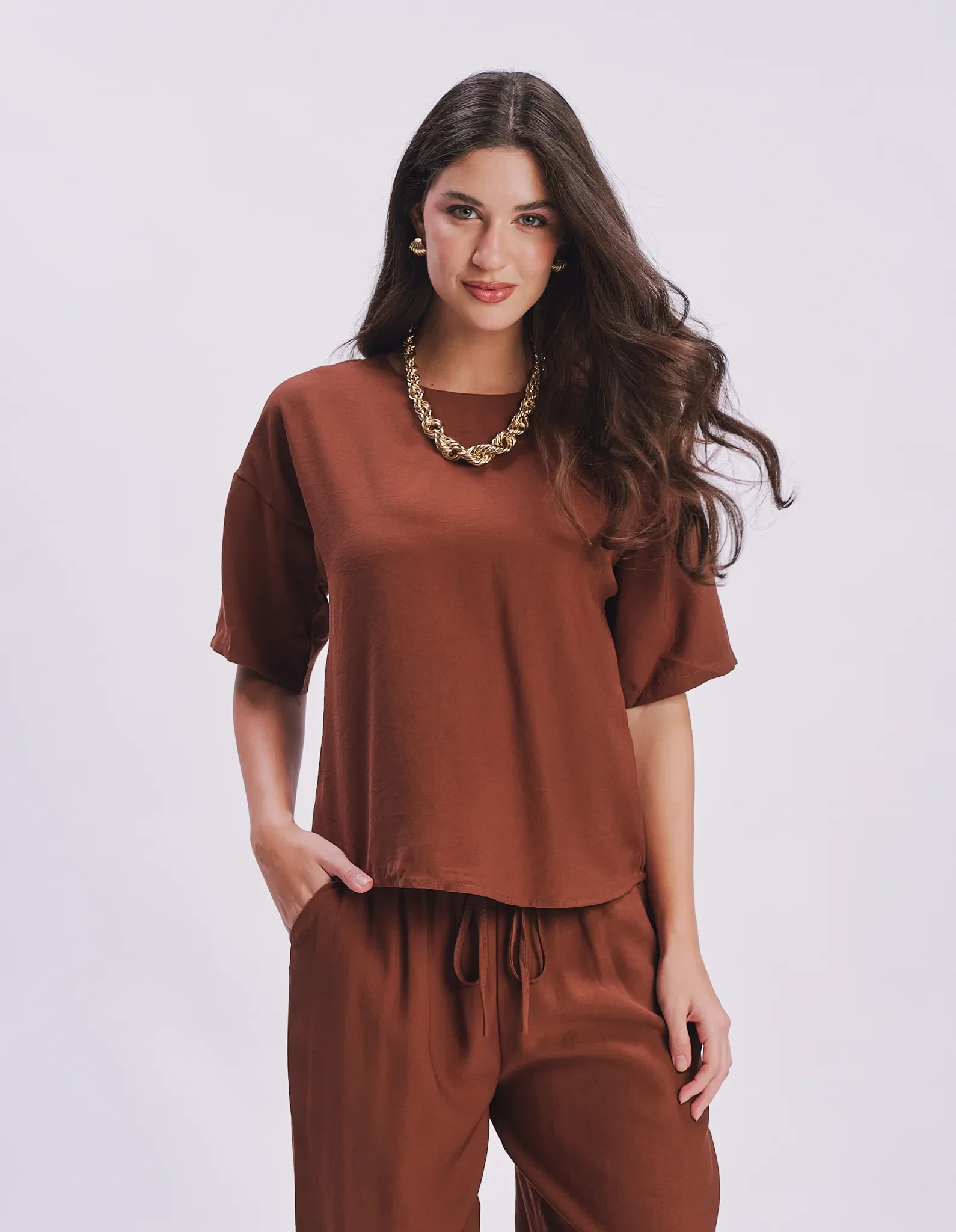 Blusa Manga Curta Decote Canoa - Marrom — imagem 1
