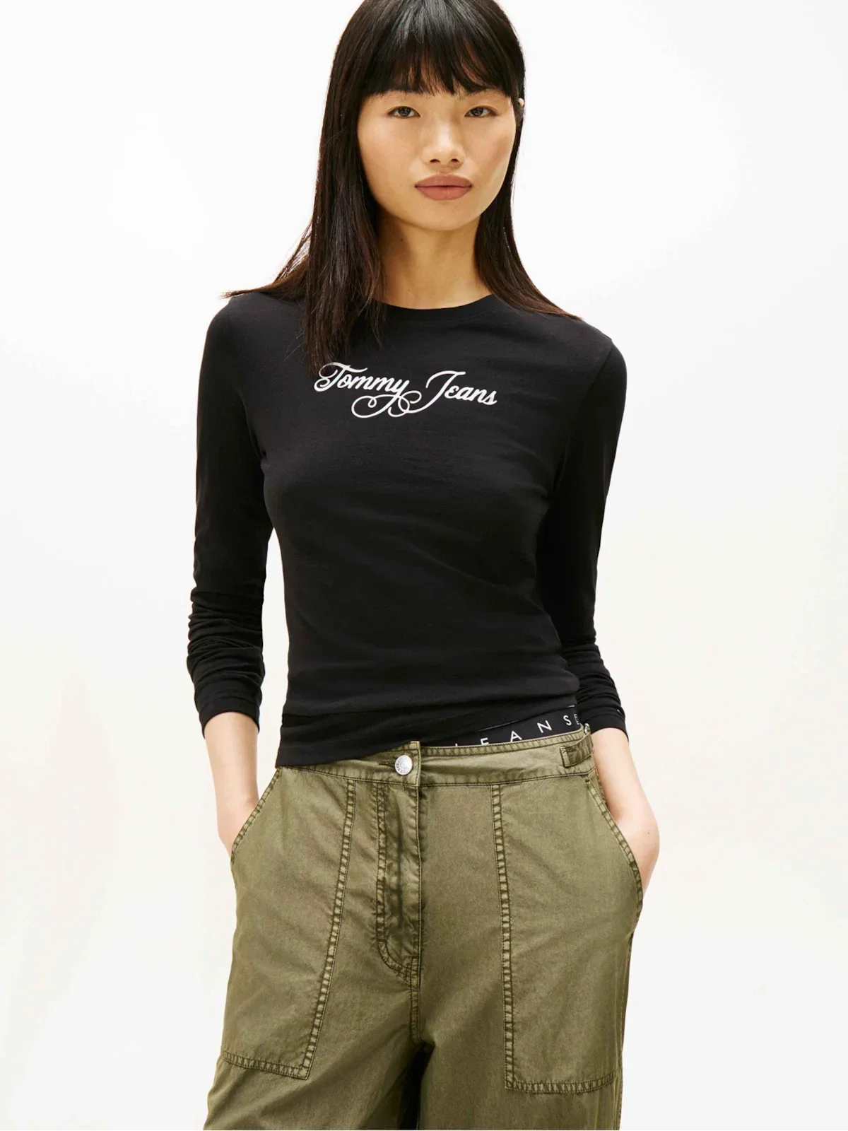 Camiseta Slim Essential com Logo Cursivo