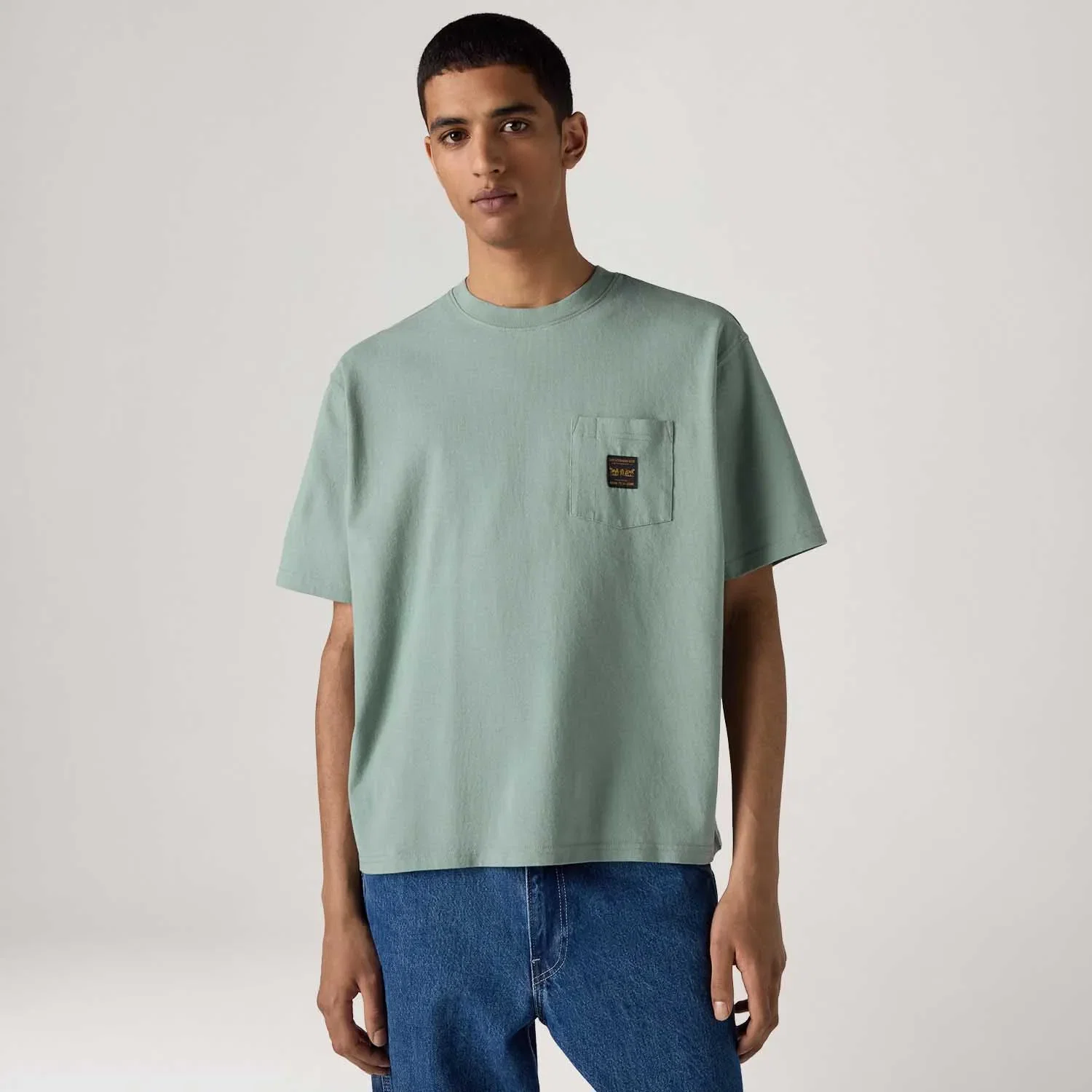 Camiseta Levi's® Workwear Pocket Verde Manga Curta — imagem 1