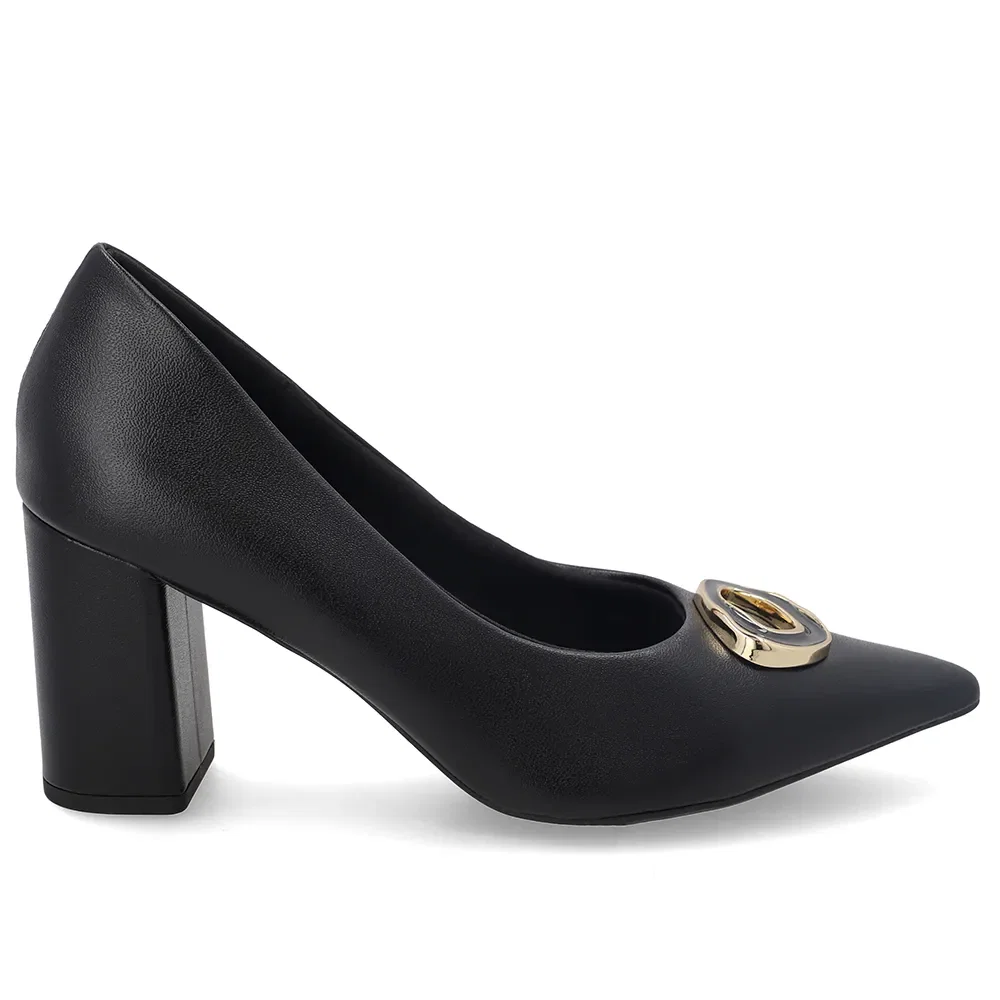 Scarpin Em Couro Preto Com Salto Bloco E Enfeite