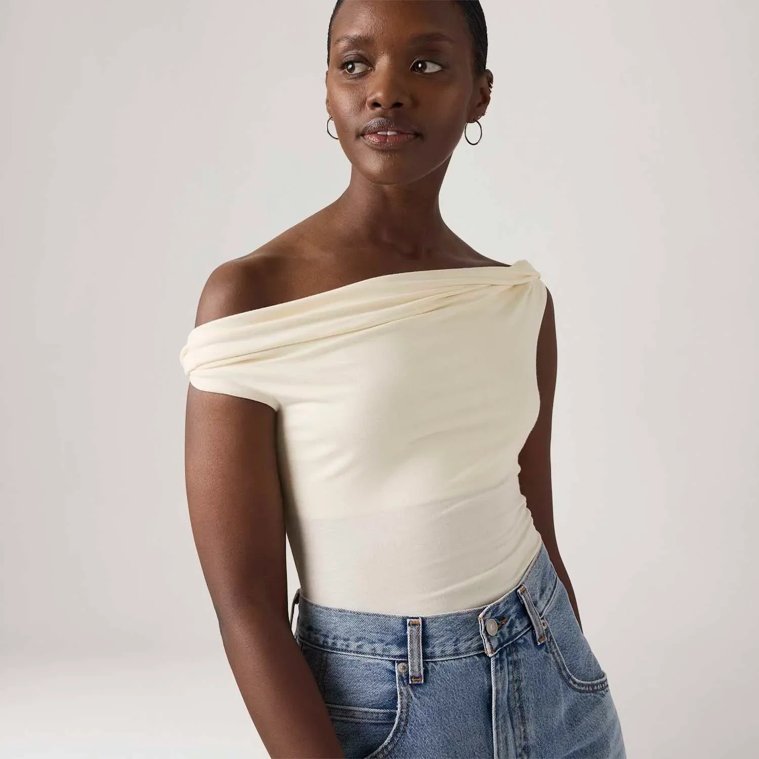 Blusa Levi's® Tori Twisted Clean Branca — imagem 1