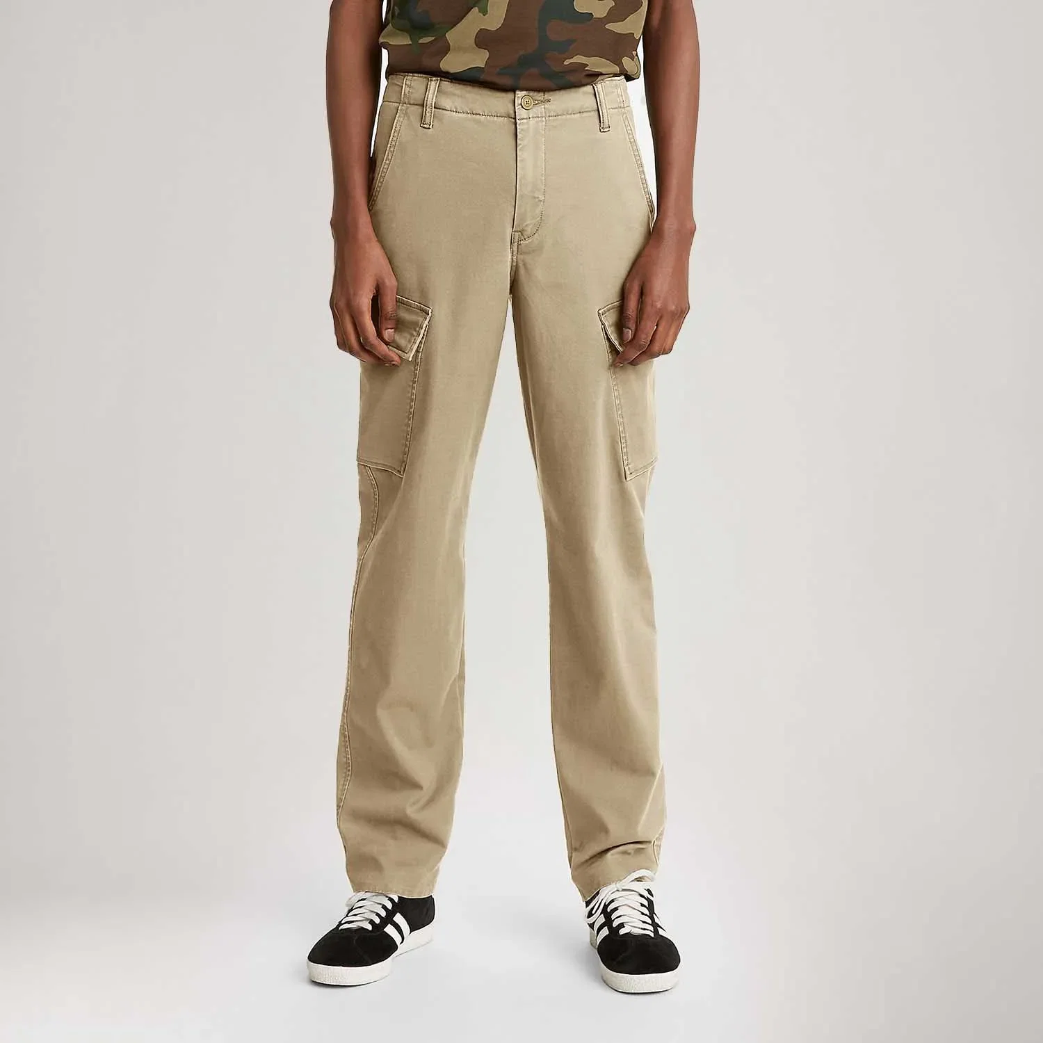 Calça Levi's® XX Chino Cargo Taper — imagem 1