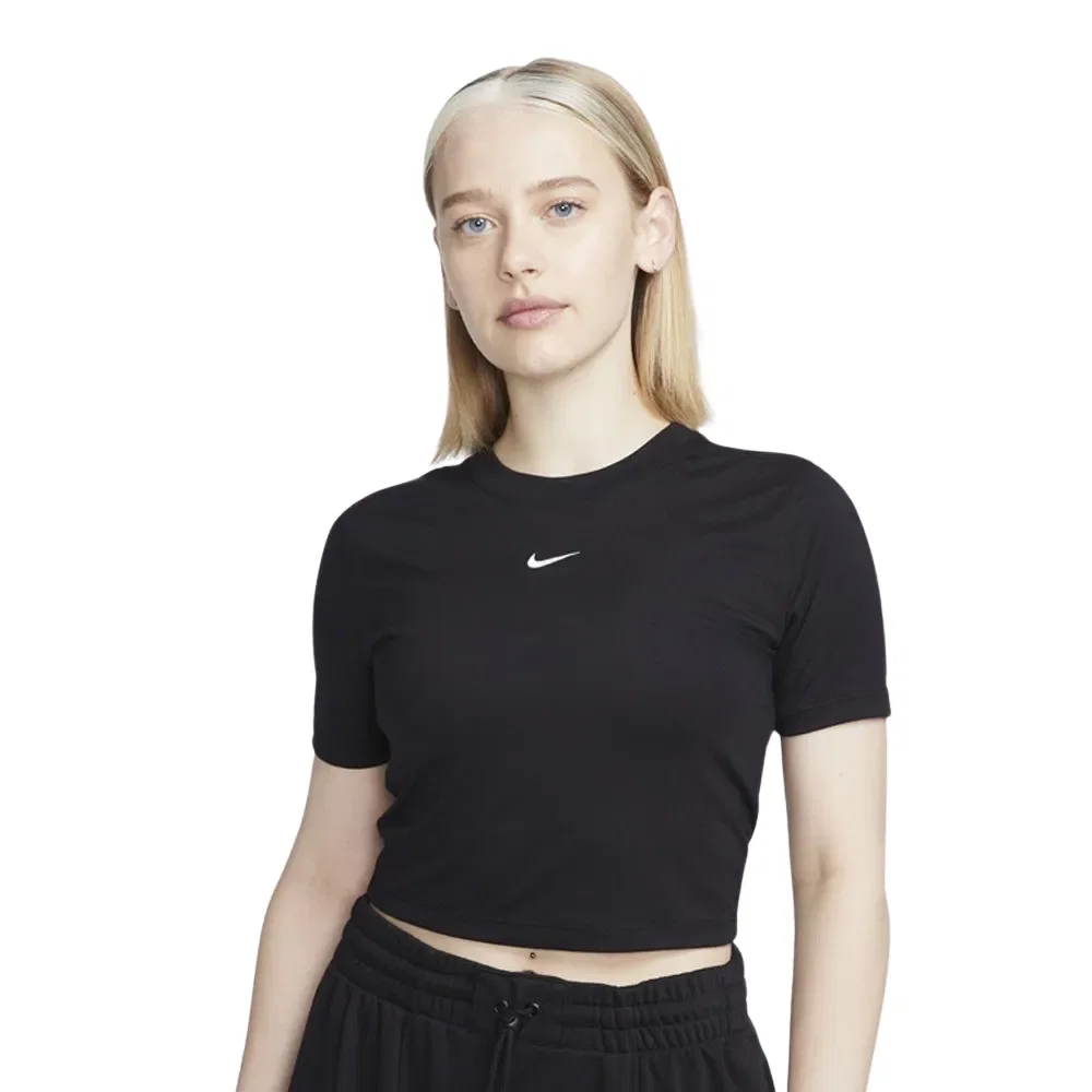 Camiseta Nike Essential Feminina