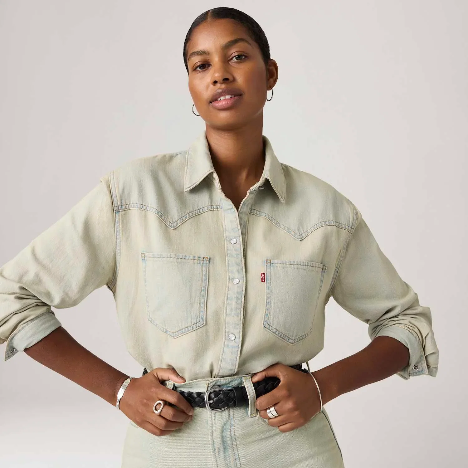 Camisa Jeans Levi's® Teodora Western Lavagem Clara — imagem 1
