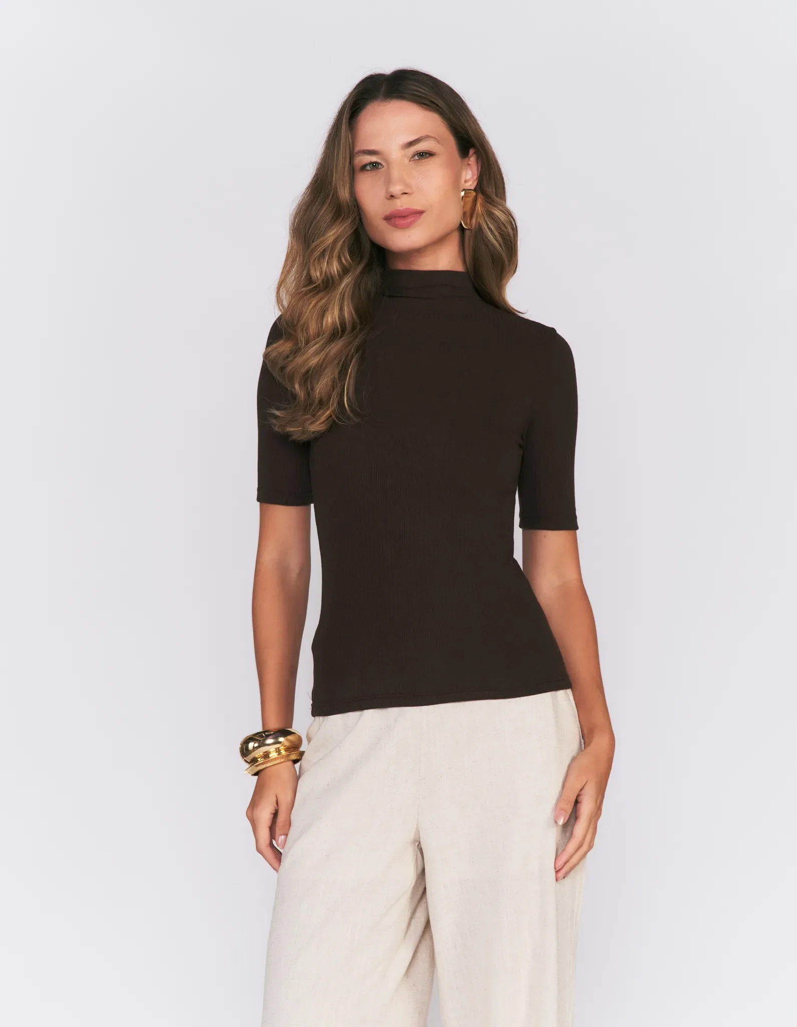 Blusa Manga Curta Gola Alta Colors - Cafe — imagem 1