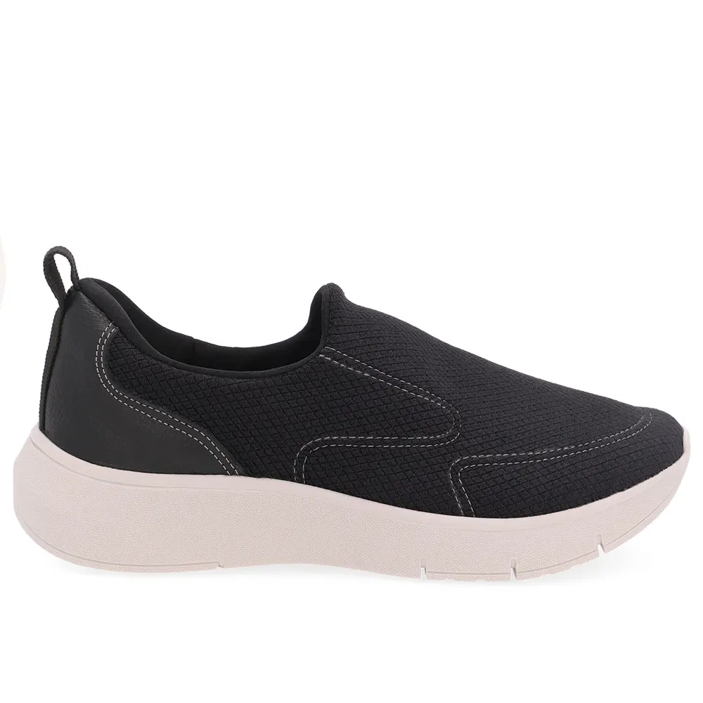 Tênis Slip On Preto Tecido Costura Enfeite