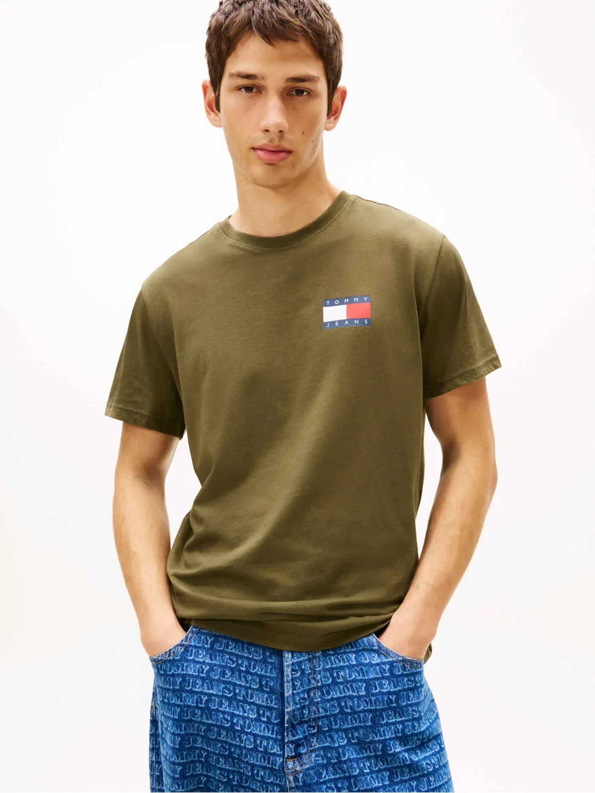 Camiseta Bandeira Clássica TOMMY JEANS — imagem 1