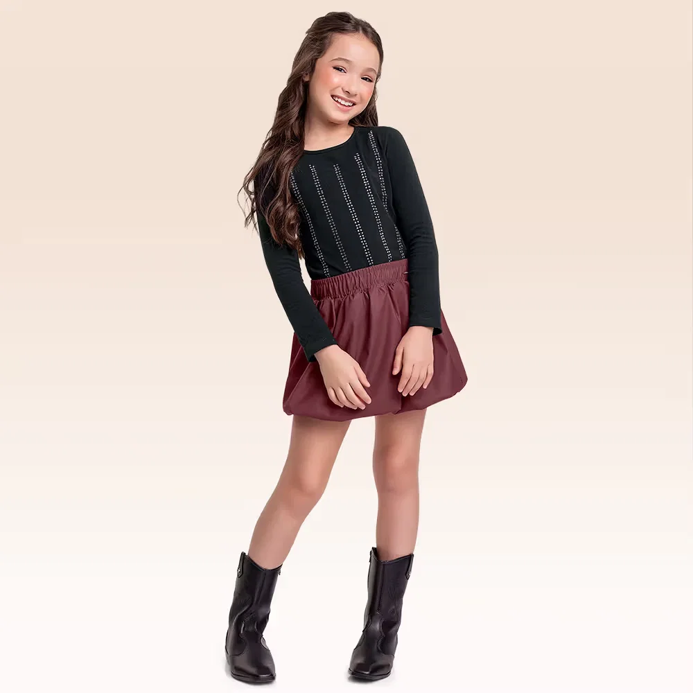 Conjunto blusa manga longa e saia balonê