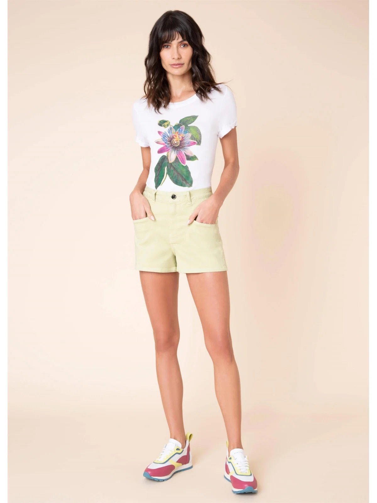 Short Comfort Color Bolso Verde Maca
