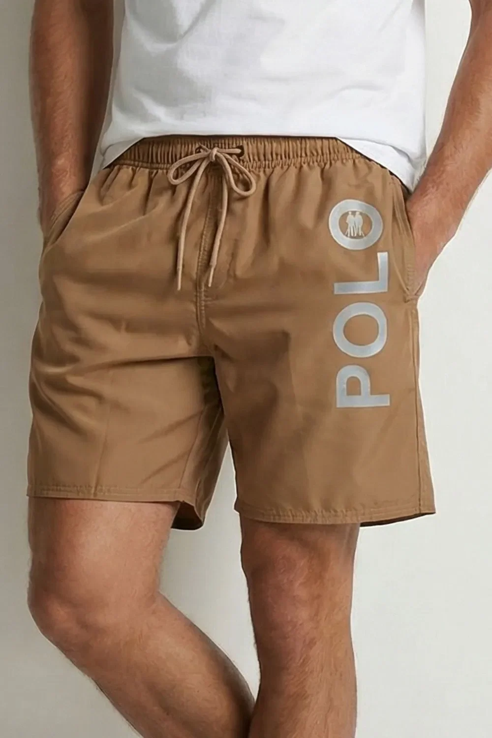 Short Vôlei Logo Lateral Polo Wear Marrom Médio