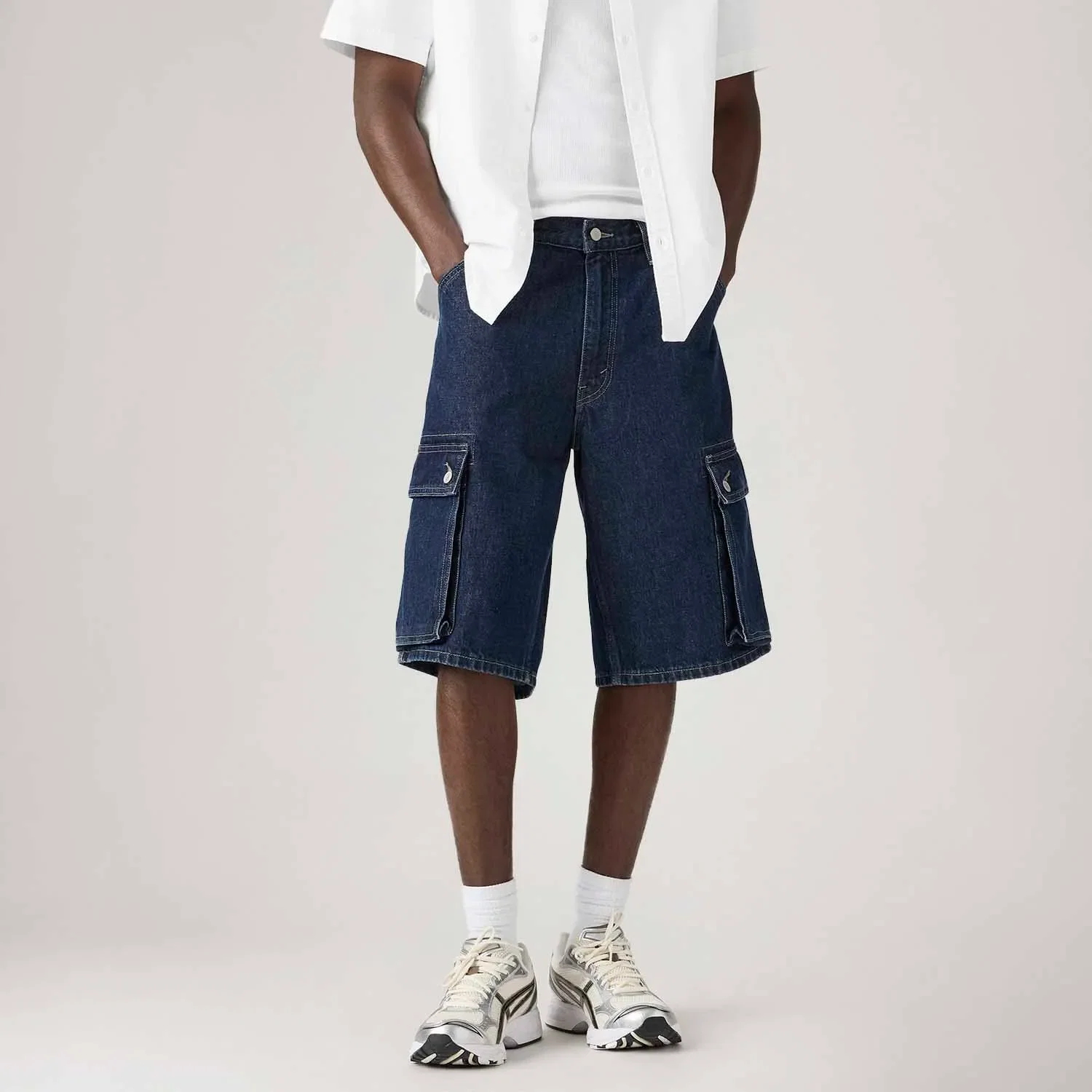 Bermuda Jeans Levi's® 478® Baggy Cargo Lavagem Escura