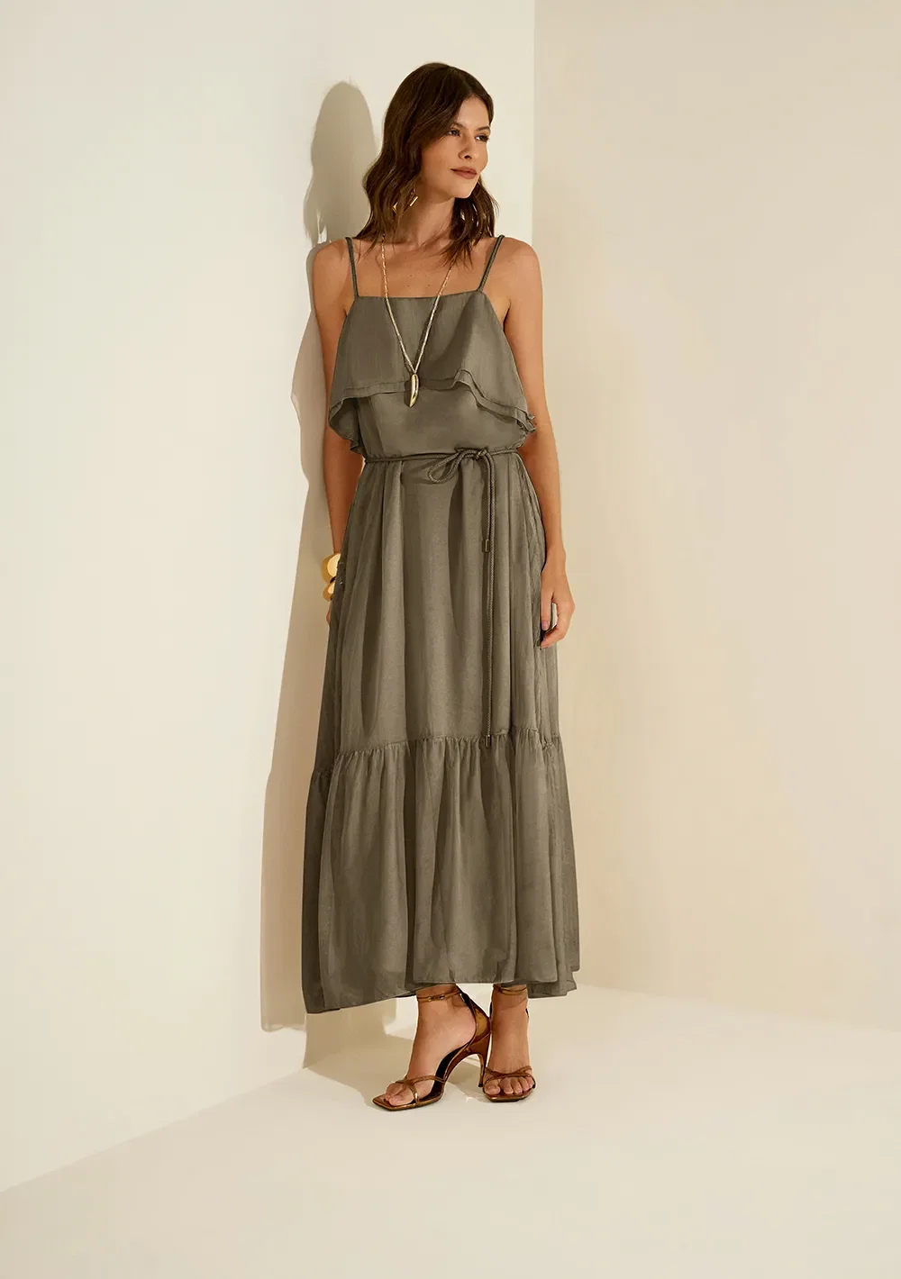 Vestido Morena Rosa Solto Decote Reto Com Alça Midi Verde