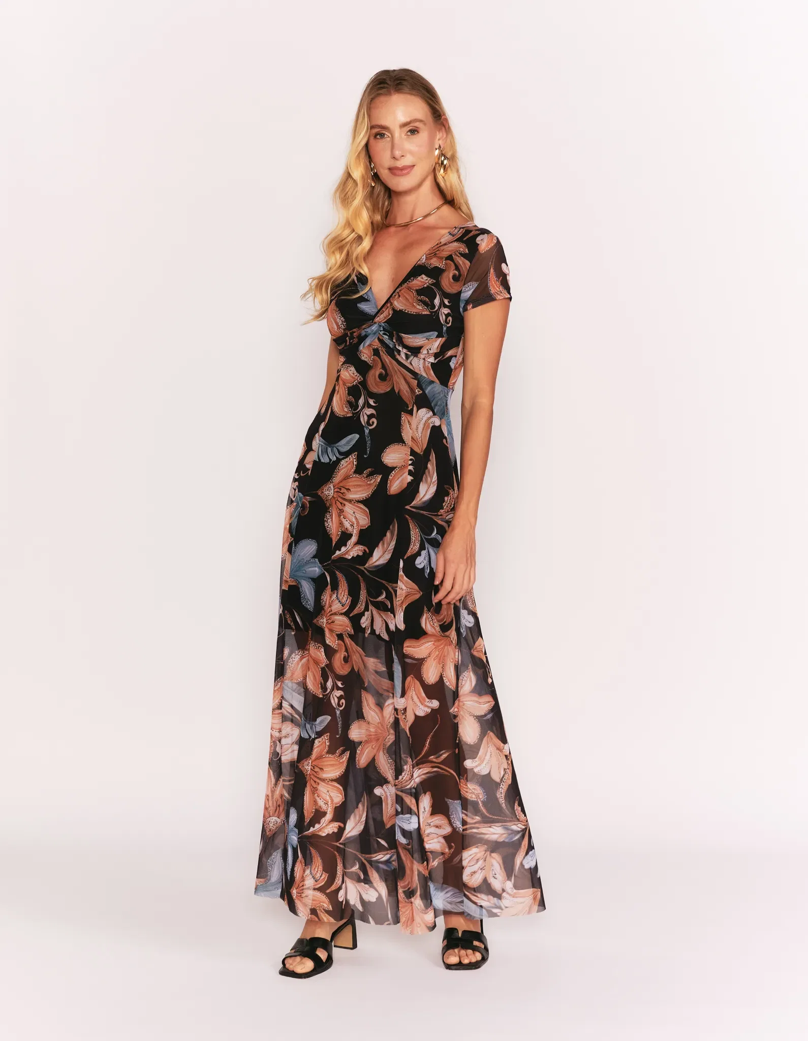 Vestido Longo Busto Nó Com Estampa Barrada Lírio - Preto — imagem 1