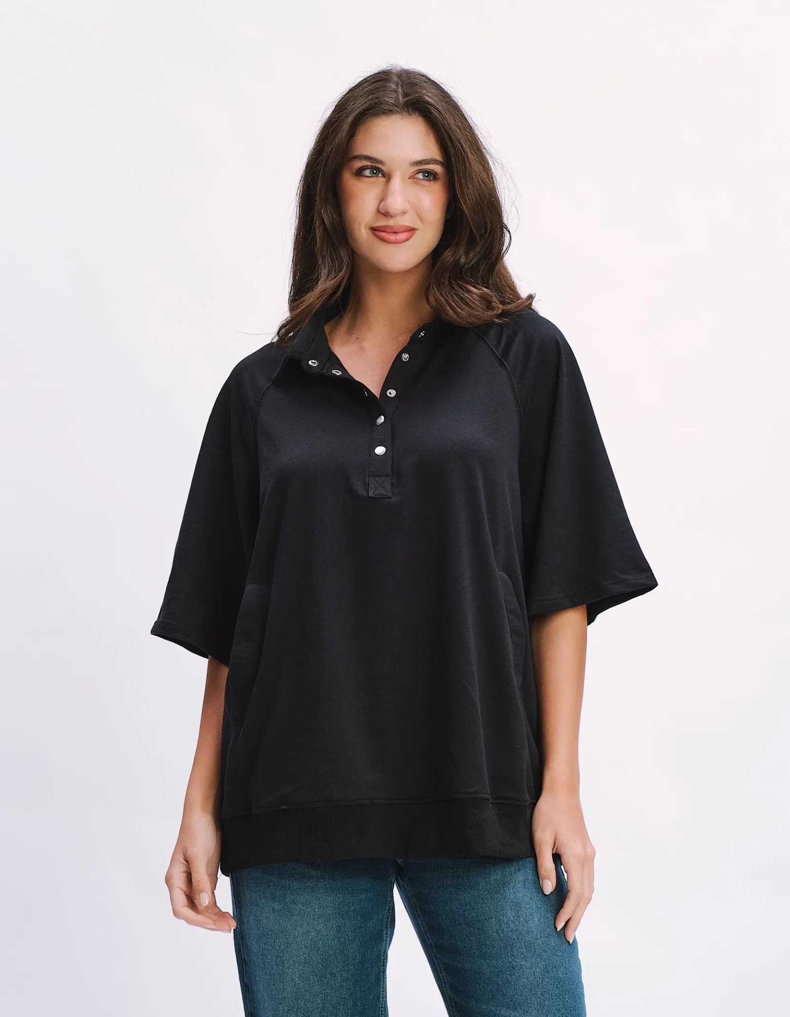 Blusa Polo Detalhe Botões - Preto — imagem 1