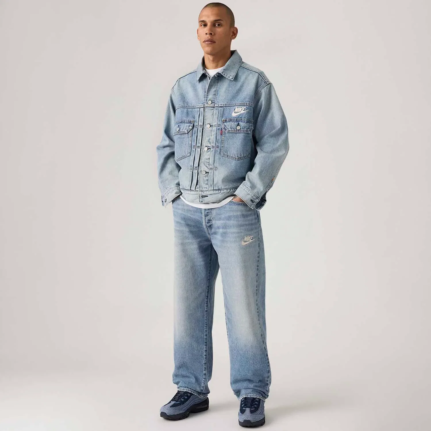 Calça Jeans Levi's® X Nike Baggy — imagem 1
