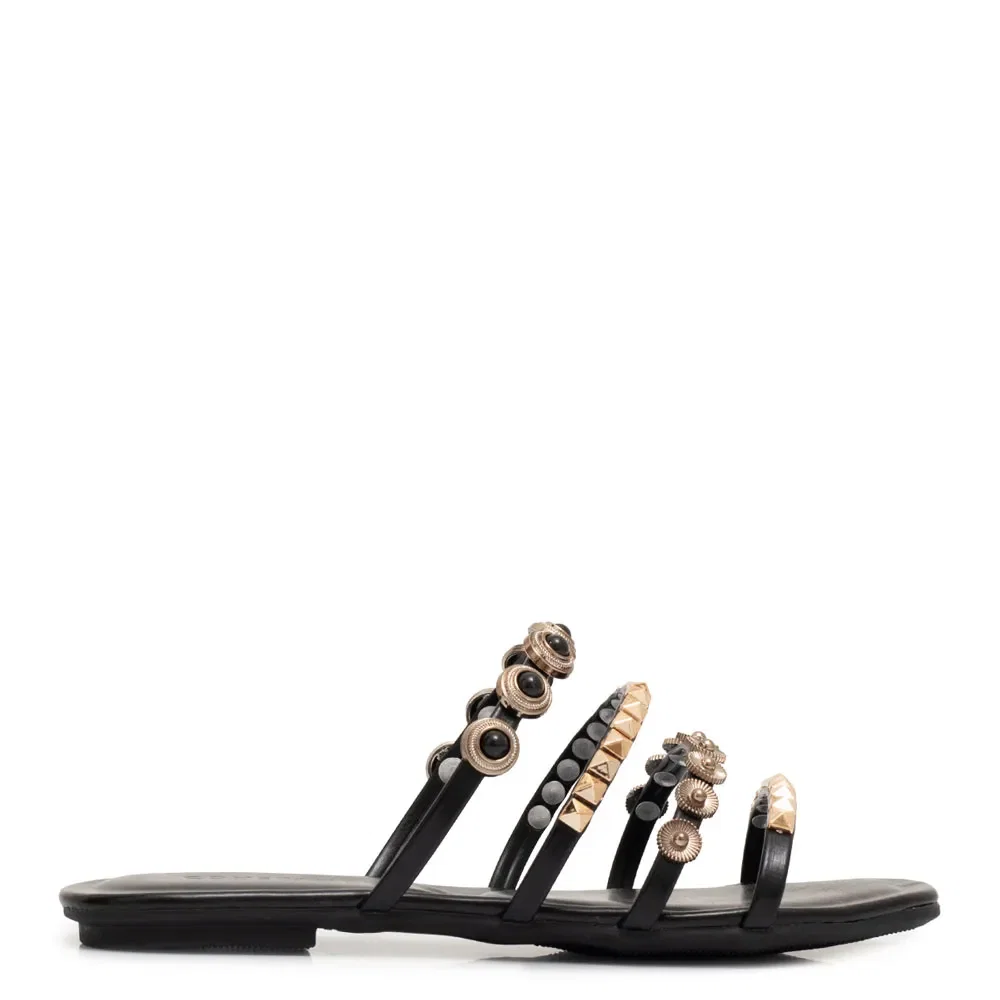 Rasteira Preta Enfeites Spikes