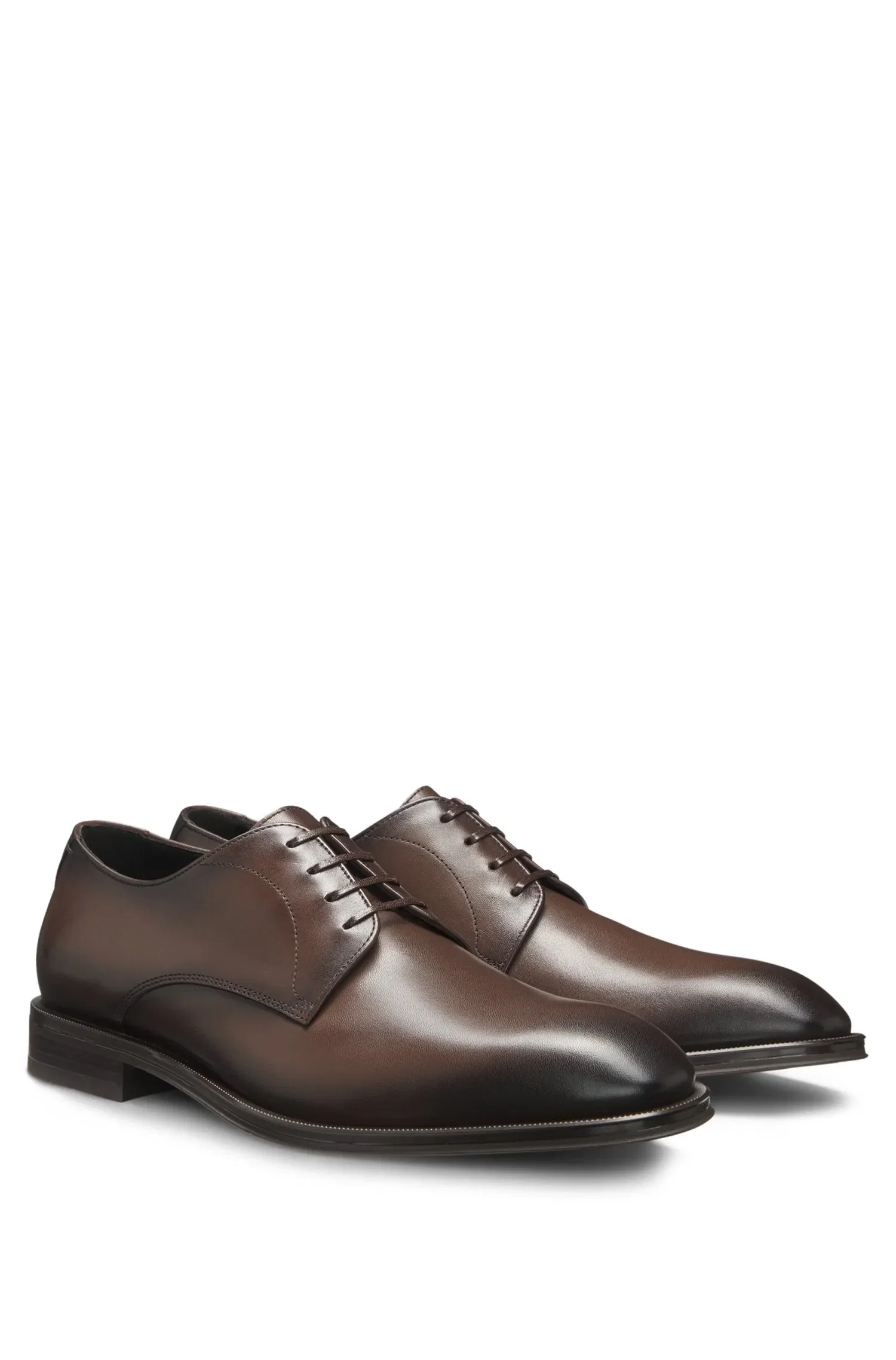Sapatos Derby Em Couro Com Detalhes De Costuras — imagem 1