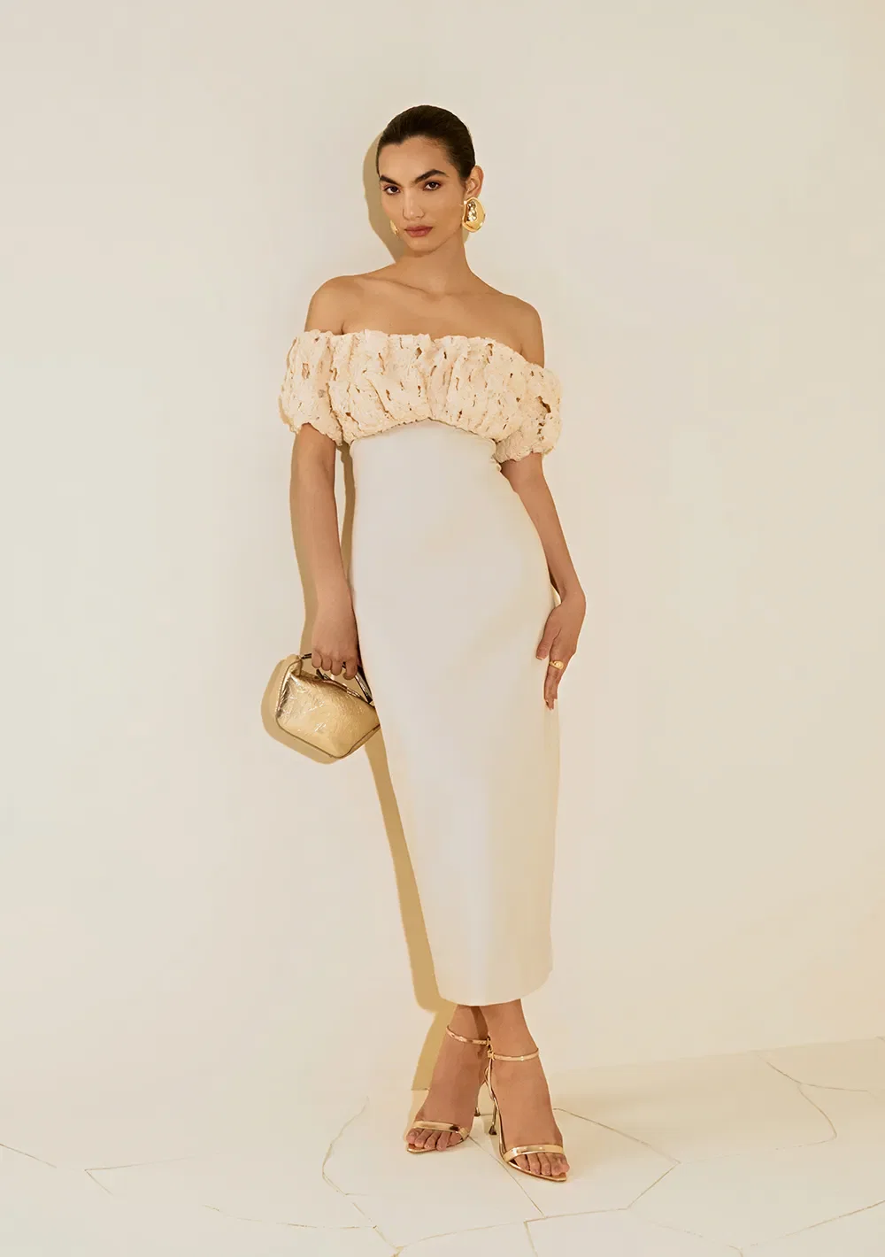 Vestido Um Ombro Só Morganita Bege