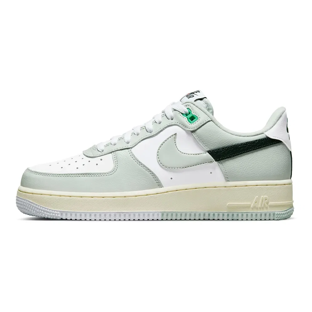Tênis Nike Air Force 1 ´07 LV8 Masculino