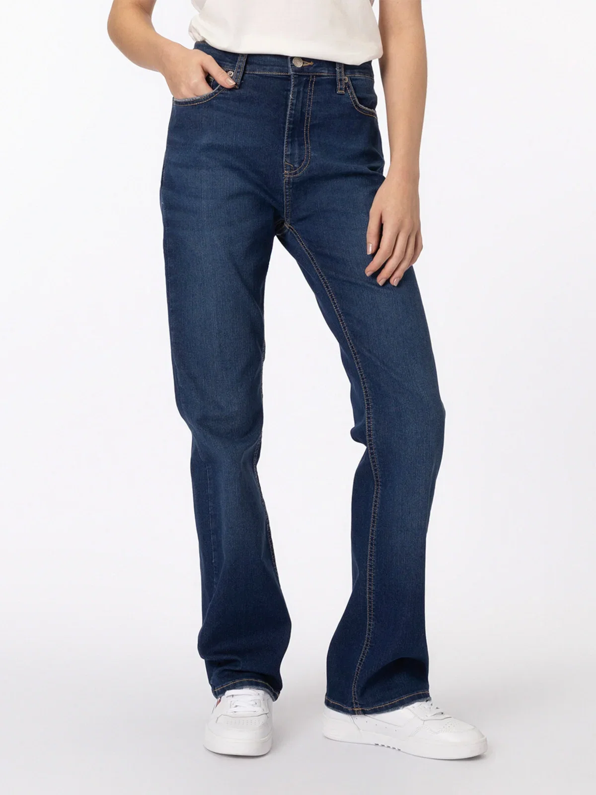Calça Jeans Bootcut de Cintura Média