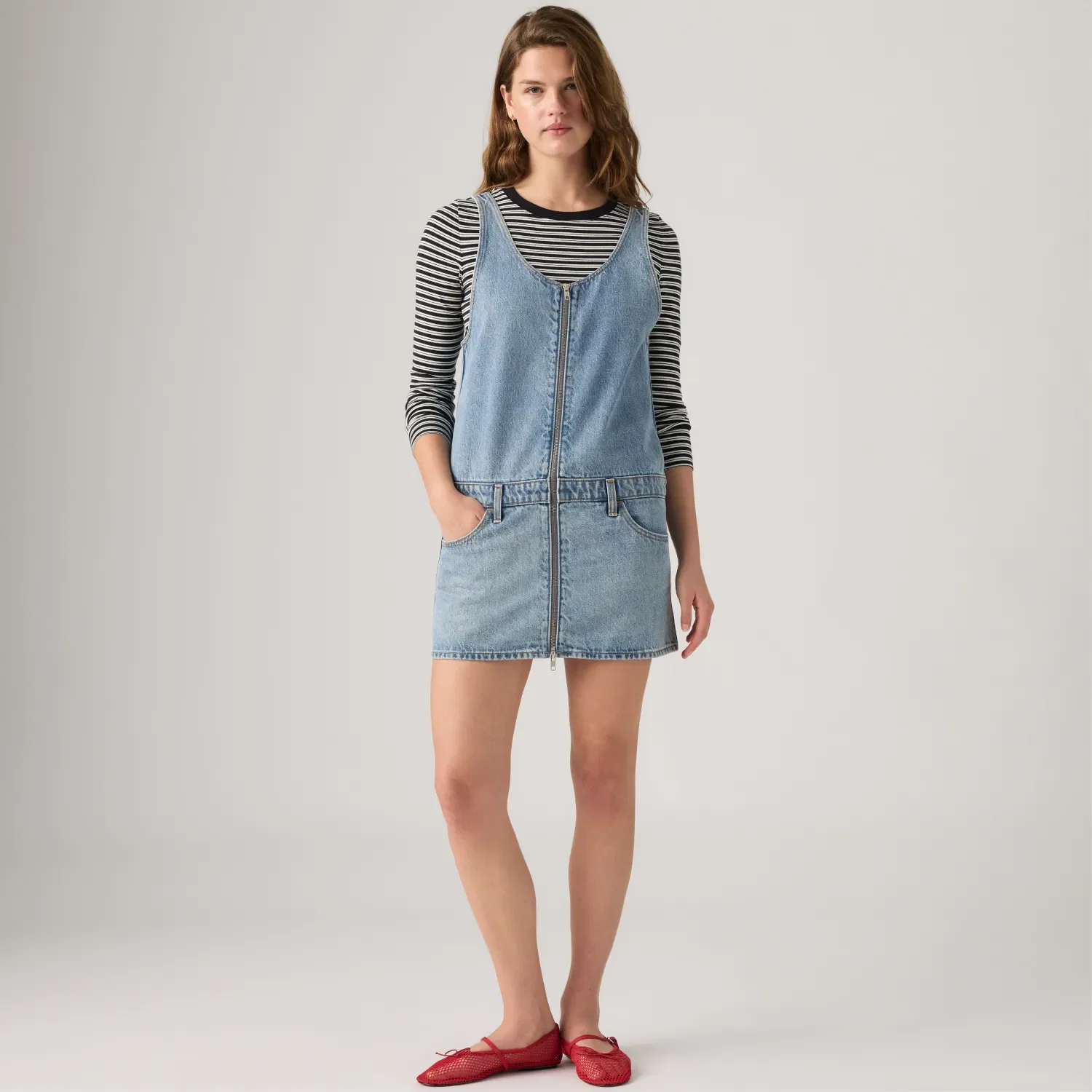 Vestido Jeans Levi's® Mini Zip Lavagem Clara