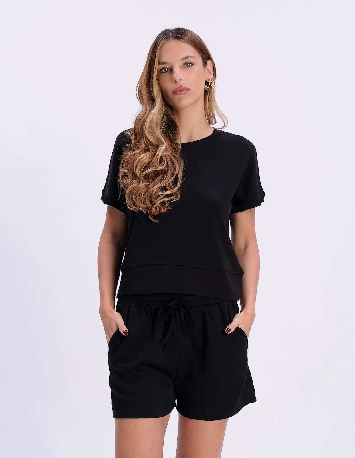 Blusa Manga Curta Decote Canoa - Preto