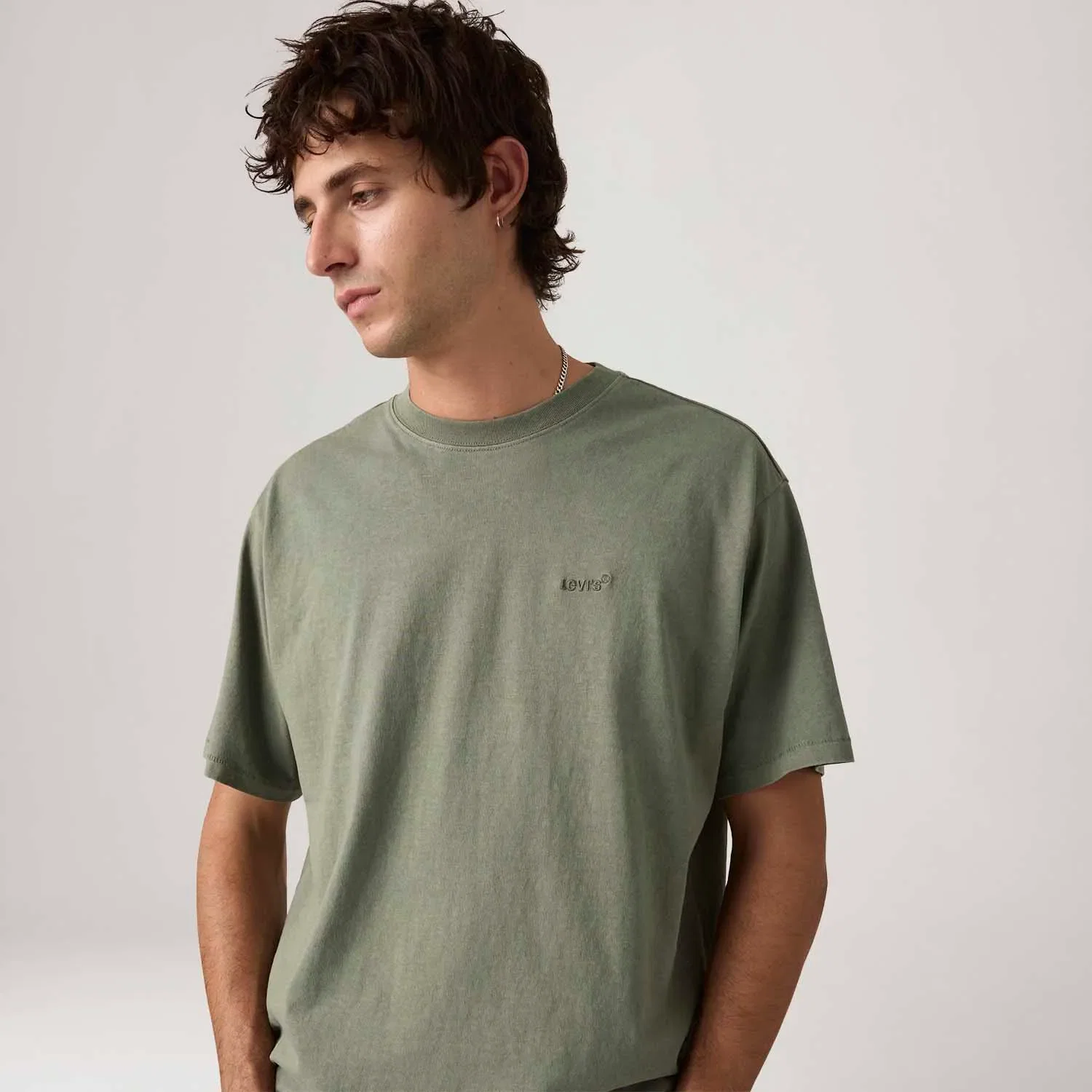 Camiseta Levi's® Red Tab Vintage Verde Oliva Manga Curta — imagem 1