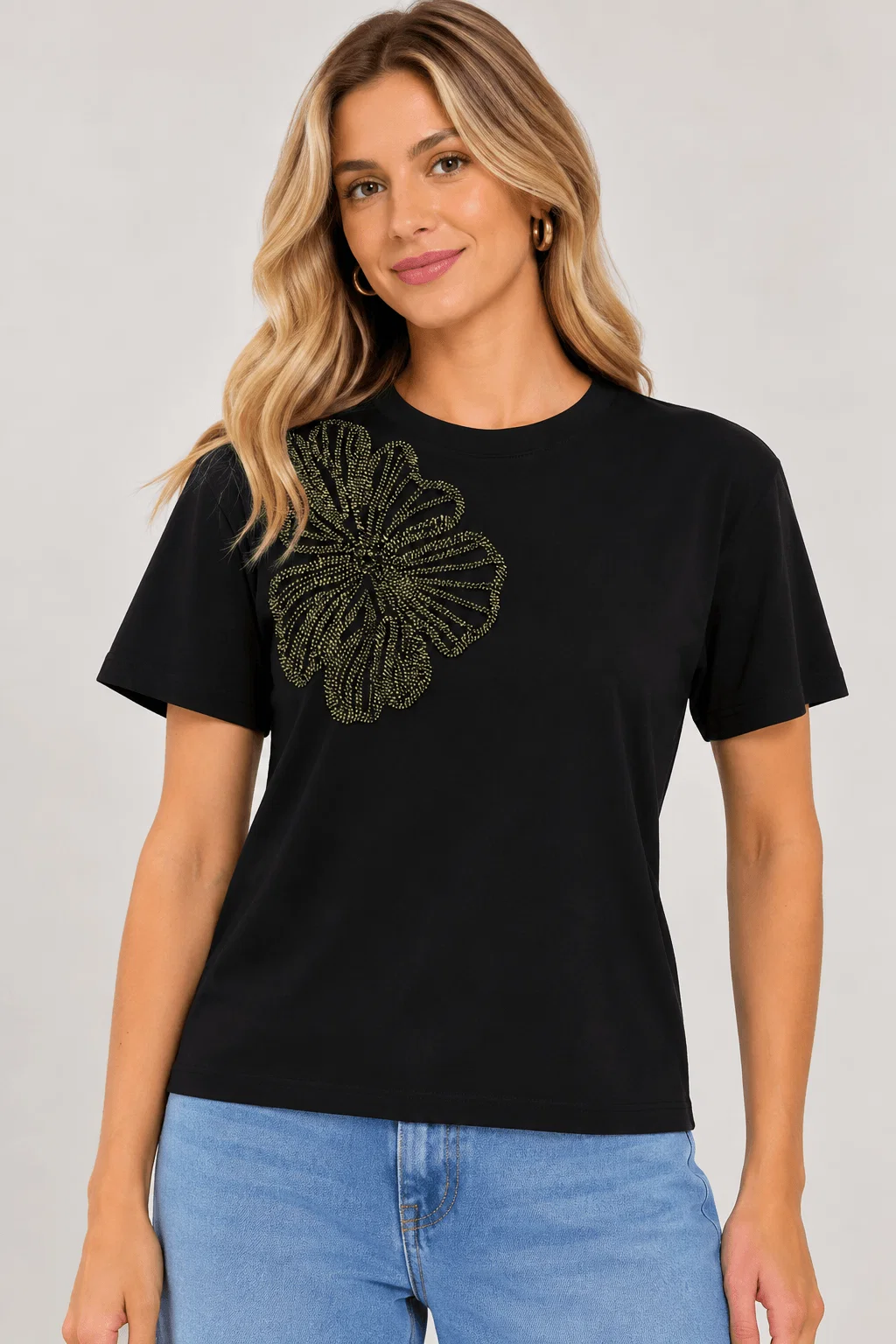 Blusa Bordado Cordonê Flor Maxi Lurex - Preto