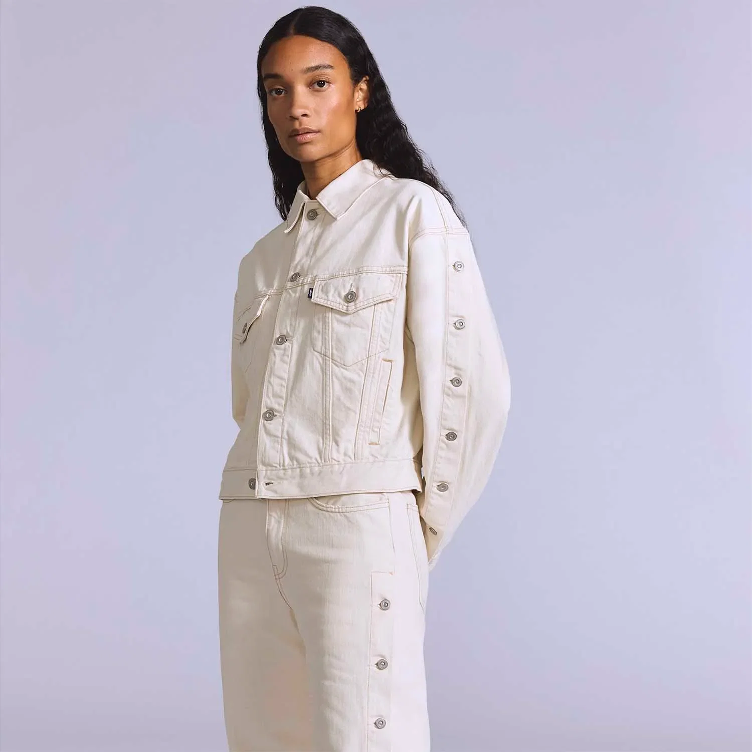 Jaqueta Jeans Levi's® Blue Tab Trucker Shank Off White — imagem 1