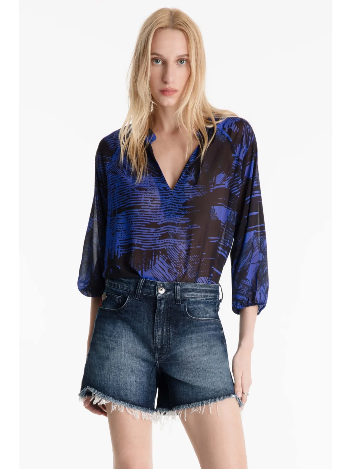 Camisa Microchiffon Printed Over Padrao 4