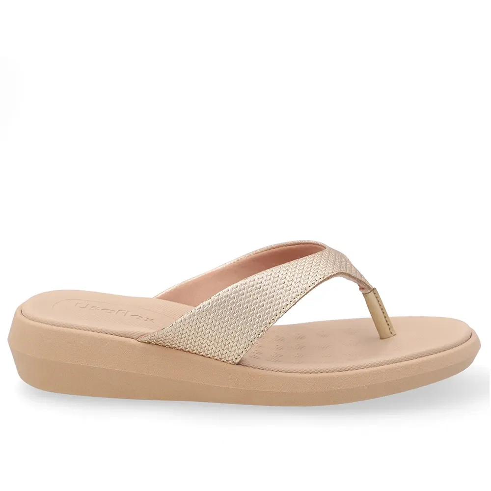 Chinelo Plataforma Em Couro Metalizado Dourado — imagem 1