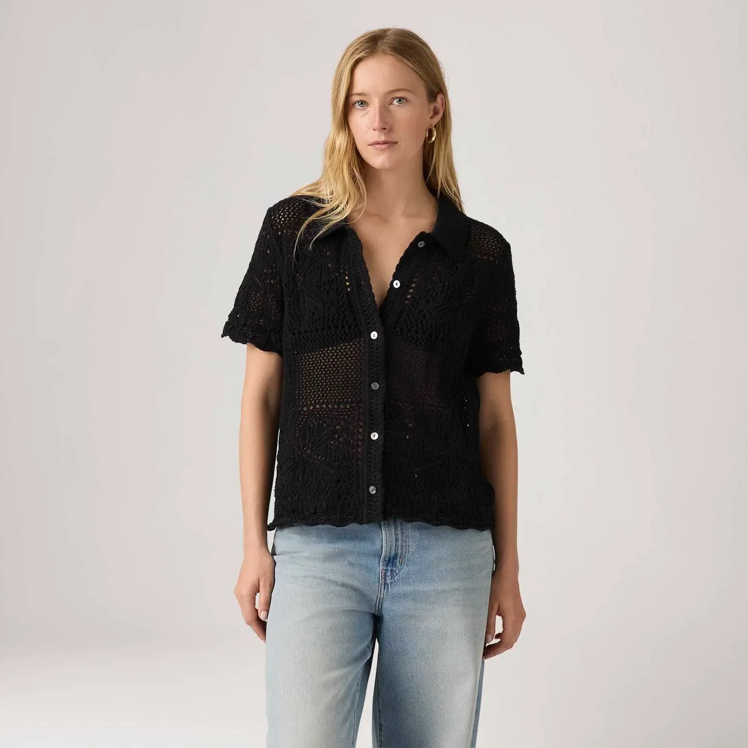 Camisa Levi's® Susanna Floral Crochet Preta Manga Curta — imagem 1