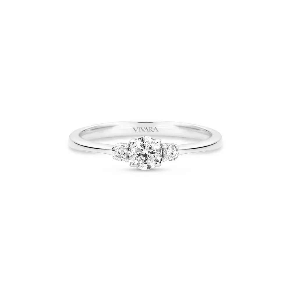 Anel Solitário Classic em Ouro Branco 18k com 0,32ct de Diamante