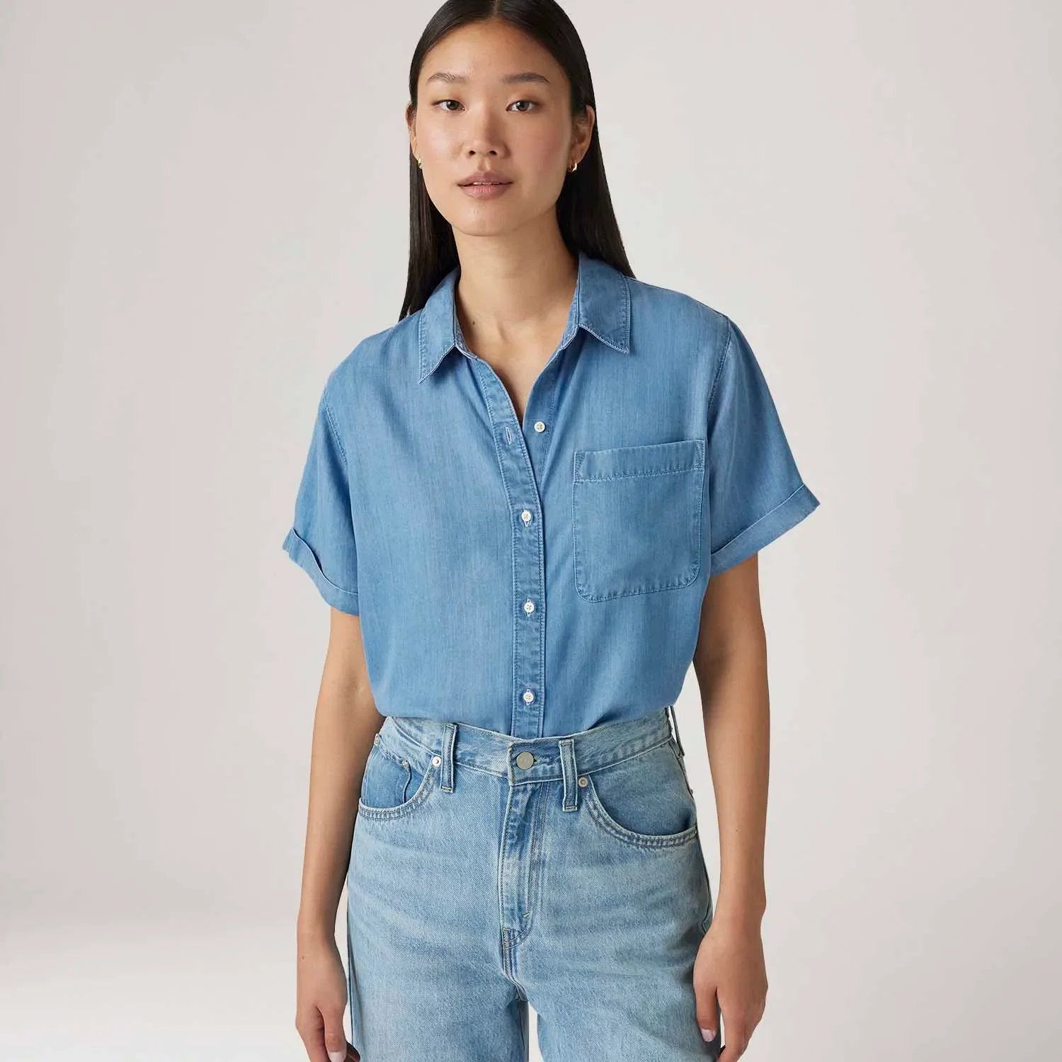 Camisa Levi's® Darlene Lavagem Média Manga Curta — imagem 1