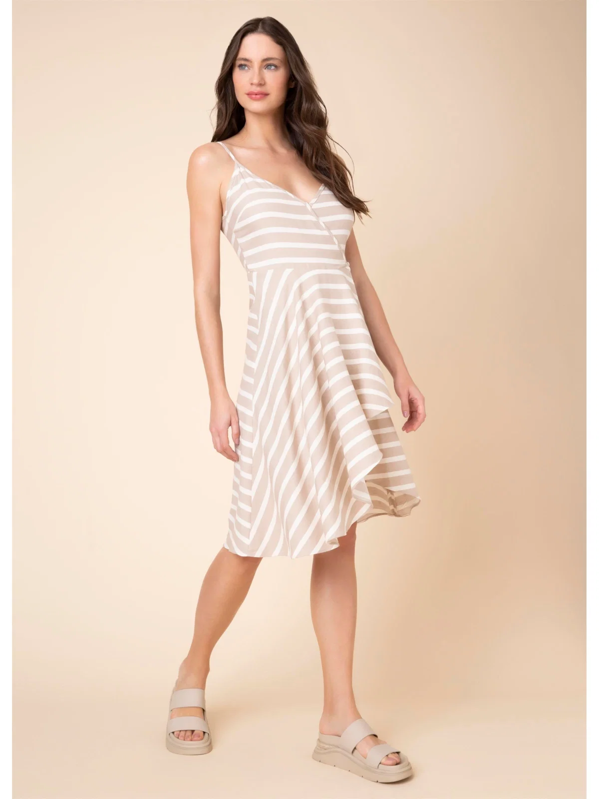 Vestido Midi Listras Bege