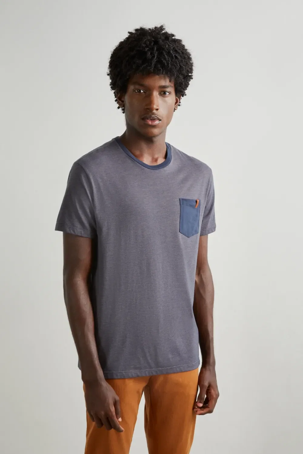 Camiseta Pf Listra Bolso Inv 19 — imagem 1